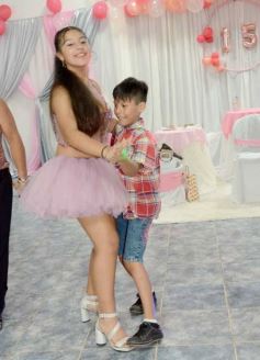 Foto de la galería: Los 15 años de Griselda Aramí Fariña Acevedo:  emoción, baile y fiesta, en una noche para el recuerdo