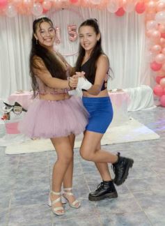 Foto de la galería: Los 15 años de Griselda Aramí Fariña Acevedo:  emoción, baile y fiesta, en una noche para el recuerdo