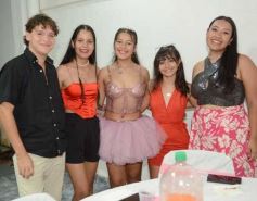 Foto de la galería: Los 15 años de Griselda Aramí Fariña Acevedo:  emoción, baile y fiesta, en una noche para el recuerdo