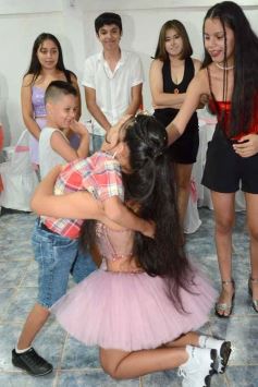 Foto de la galería: Los 15 años de Griselda Aramí Fariña Acevedo:  emoción, baile y fiesta, en una noche para el recuerdo