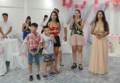 Foto de la galería: Los 15 años de Griselda Aramí Fariña Acevedo:  emoción, baile y fiesta, en una noche para el recuerdo