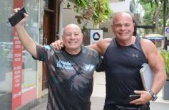 Sixto Fotografías. Sociedad. Varios - Otra vuelta en la ciudad,  con un salpicado de postales y los amigos que no faltan