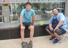 Foto de la galería: Otra vuelta en la ciudad,  con un salpicado de postales y los amigos que no faltan