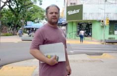 Foto de la galería: Otra vuelta en la ciudad,  con un salpicado de postales y los amigos que no faltan