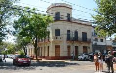 Foto de la galería: Otra vuelta en la ciudad,  con un salpicado de postales y los amigos que no faltan