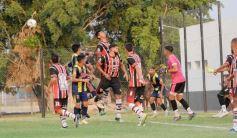 Foto de la galería: Torneo Regional: lejos del fair play, Mitre se quedó con la ilusión del ascenso