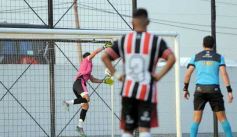 Foto de la galería: Torneo Regional: lejos del fair play, Mitre se quedó con la ilusión del ascenso