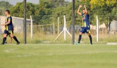Foto de la galería: Torneo Regional: lejos del fair play, Mitre se quedó con la ilusión del ascenso