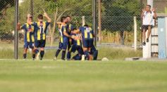 Foto de la galería: Torneo Regional: lejos del fair play, Mitre se quedó con la ilusión del ascenso