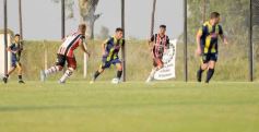 Foto de la galería: Torneo Regional: lejos del fair play, Mitre se quedó con la ilusión del ascenso