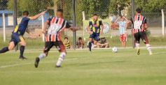 Foto de la galería: Torneo Regional: lejos del fair play, Mitre se quedó con la ilusión del ascenso