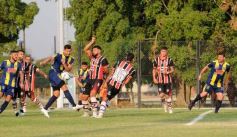 Foto de la galería: Torneo Regional: lejos del fair play, Mitre se quedó con la ilusión del ascenso