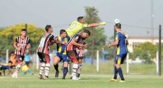 Foto de la galería: Torneo Regional: lejos del fair play, Mitre se quedó con la ilusión del ascenso