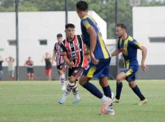 Foto de la galería: Torneo Regional: lejos del fair play, Mitre se quedó con la ilusión del ascenso