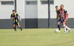 Foto de la galería: Torneo Regional: lejos del fair play, Mitre se quedó con la ilusión del ascenso