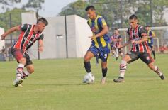 Foto de la galería: Torneo Regional: lejos del fair play, Mitre se quedó con la ilusión del ascenso