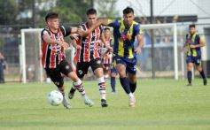 Foto de la galería: Torneo Regional: lejos del fair play, Mitre se quedó con la ilusión del ascenso