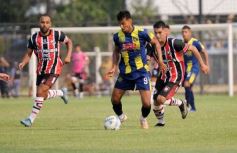 Foto de la galería: Torneo Regional: lejos del fair play, Mitre se quedó con la ilusión del ascenso