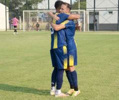 Foto de la galería: Torneo Regional: lejos del fair play, Mitre se quedó con la ilusión del ascenso