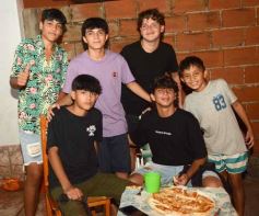 Foto de la galería: Abriendo febrero: recorridas de acá y allá con más del varieté posadeño