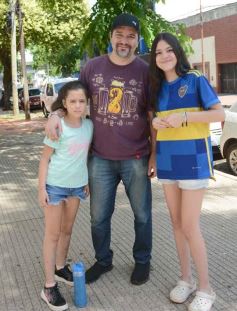 Foto de la galería: Viernes de salidas en la ciudad:  la previa del feriado largo copó la noche posadeña