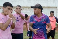 Foto de la galería: Copa Aniversario Estudio Galeano: el Decano fue uno de los que festejó en el inicio del torneo de verano