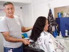 Foto de la galería: Pensando en la vuelta: compras y listas escolares se suman al movimiento en la ciudad