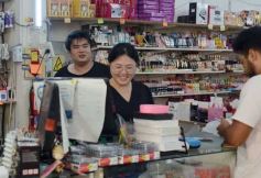 Foto de la galería: Pensando en la vuelta: compras y listas escolares se suman al movimiento en la ciudad