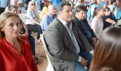 Foto de la galería: Vuelta a clases en Misiones: acto central por el primer dia en Itaembé Guazú