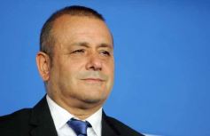 Foto de la galería: Vuelta a clases en Misiones: acto central por el primer dia en Itaembé Guazú