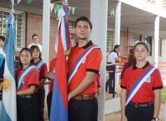 Foto de la galería: Vuelta a clases en Misiones: acto central por el primer dia en Itaembé Guazú