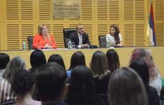 Foto de la galería: Misioneras reinventándose hacia el futuro: el Parlamento de la Mujer ya tiene fecha