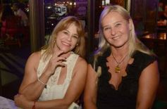 Foto de la galería: En el día de la Mujer: salidas, festejos y  encuentros coparon la noche de viernes en la ciudad