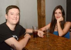 Foto de la galería: En el día de la Mujer: salidas, festejos y  encuentros coparon la noche de viernes en la ciudad