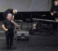 Foto de la galería: Homenaje en el Teatro Lírico: música, poesía y emoción dedicada a Ramón Ayala 