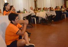 Foto de la galería: Noche de peña en la Casa Paraguaya: el programa Radial Guaraní Tavarandú celebró sus 15 años