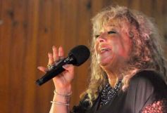 Foto de la galería: Noche de peña en la Casa Paraguaya: el programa Radial Guaraní Tavarandú celebró sus 15 años