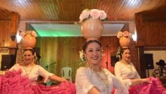 Foto de la galería: Noche de peña en la Casa Paraguaya: el programa Radial Guaraní Tavarandú celebró sus 15 años