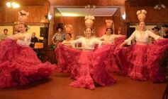 Foto de la galería: Noche de peña en la Casa Paraguaya: el programa Radial Guaraní Tavarandú celebró sus 15 años