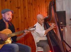 Foto de la galería: Noche de peña en la Casa Paraguaya: el programa Radial Guaraní Tavarandú celebró sus 15 años