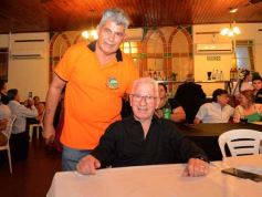 Foto de la galería: Noche de peña en la Casa Paraguaya: el programa Radial Guaraní Tavarandú celebró sus 15 años