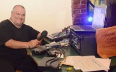 Foto de la galería: Noche de peña en la Casa Paraguaya: el programa Radial Guaraní Tavarandú celebró sus 15 años