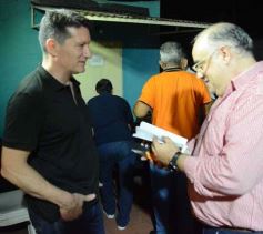 Foto de la galería: Noche de peña en la Casa Paraguaya: el programa Radial Guaraní Tavarandú celebró sus 15 años