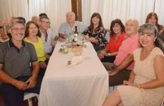 Foto de la galería: Noche de peña en la Casa Paraguaya: el programa Radial Guaraní Tavarandú celebró sus 15 años