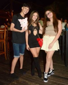 Foto de la galería: Noche de Sábado: la previa de San Patricio a pleno en bares de la Costanera