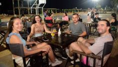 Foto de la galería: Noche de Sábado: la previa de San Patricio a pleno en bares de la Costanera