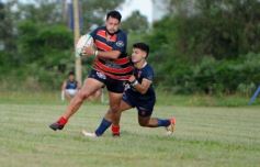 Foto de la galería: Torneo Apertura de Rugby: Capri se quedó con el clásico frente a Centro