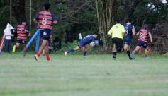 Foto de la galería: Torneo Apertura de Rugby: Capri se quedó con el clásico frente a Centro
