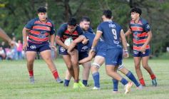 Foto de la galería: Torneo Apertura de Rugby: Capri se quedó con el clásico frente a Centro