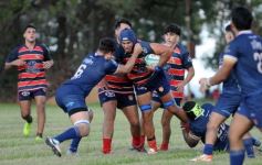 Foto de la galería: Torneo Apertura de Rugby: Capri se quedó con el clásico frente a Centro
